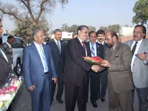 Liver Center Visit of Governor